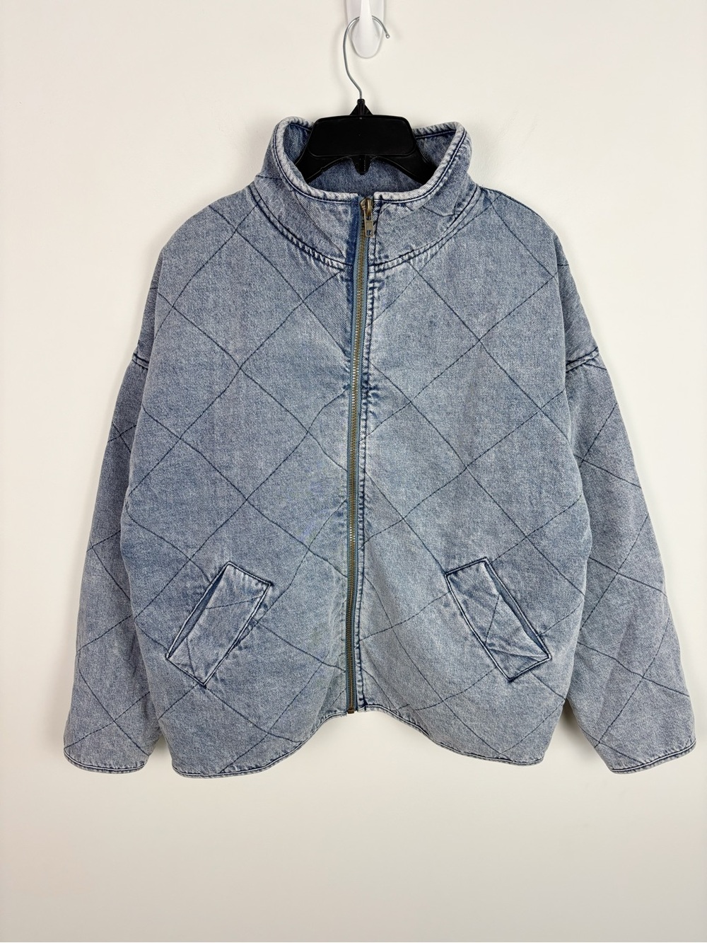VICI Xander Quilted Denim Jacket in Medium Wash Size S - Picture 3 of 9